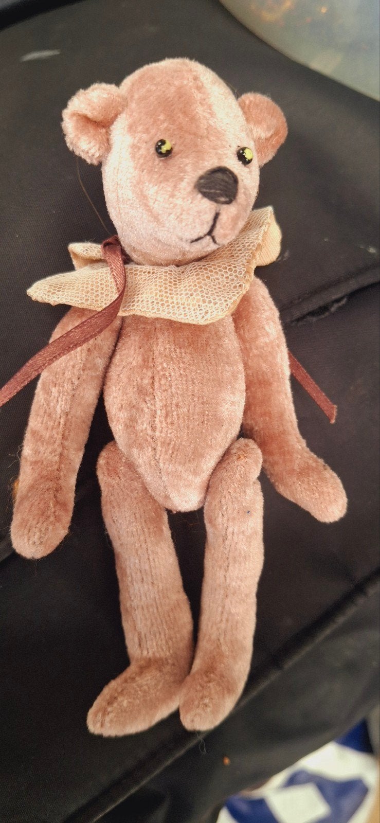 Vintage handgemaakte Mohair beer circa 13cm kunstenaarsbeer, Verzamelen, Beren en Cherished Teddies, Ophalen of Verzenden, Zo goed als nieuw