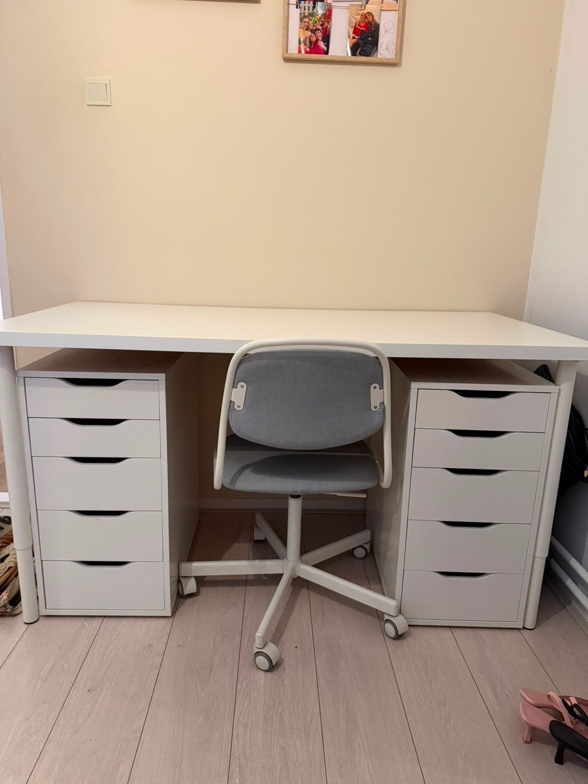 Compleet IKEA bureau set, Ophalen, In hoogte verstelbaar, Zo goed als nieuw, IKEA