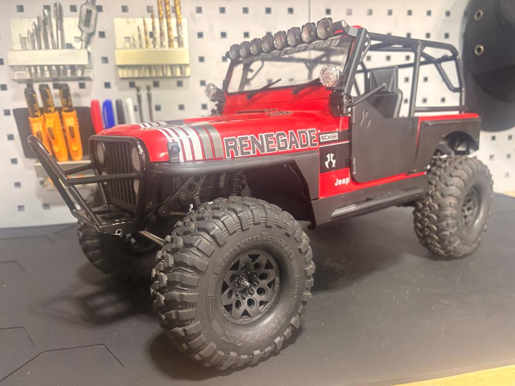 Axial scx10.3 Jeep CJ7, Hobby en Vrije tijd, Modelbouw | Radiografisch | Auto's, Ophalen of Verzenden