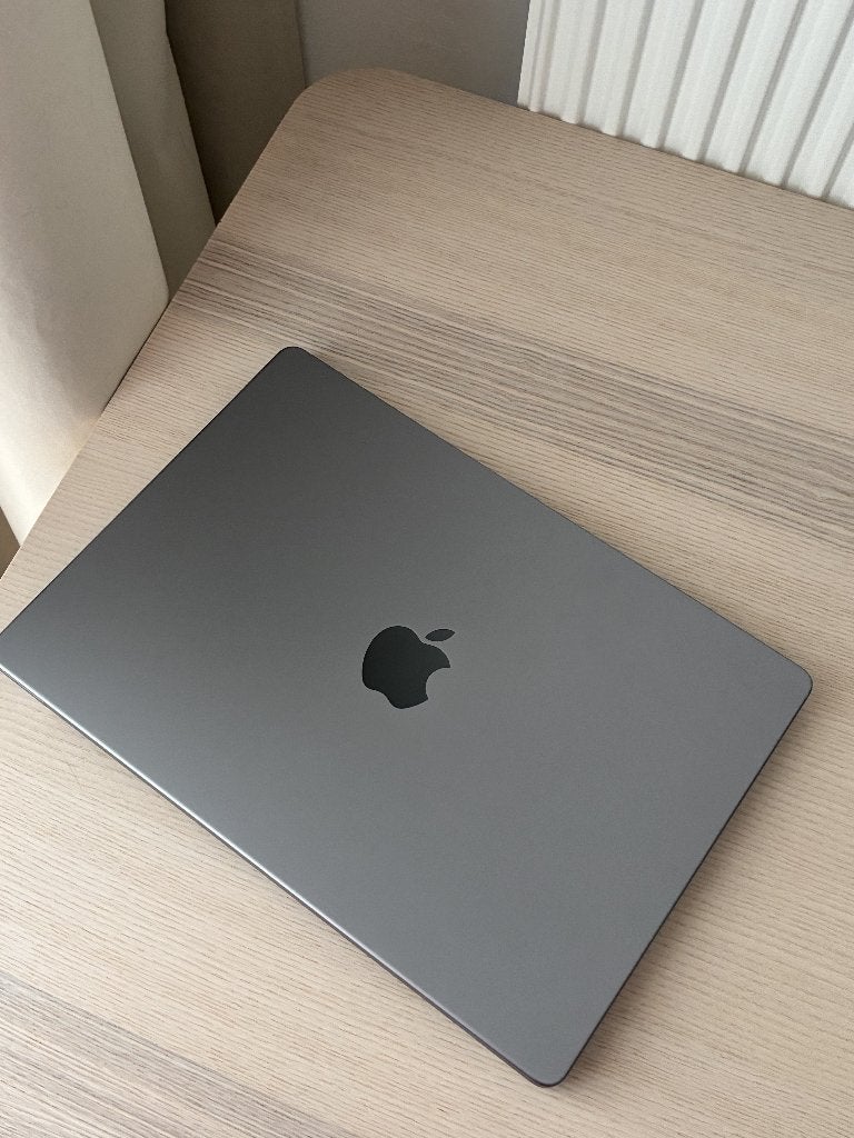 MacBook Pro 2021, M1 Max, 1 TB of meer, 64 GB of meer, Qwerty, Overige groottes