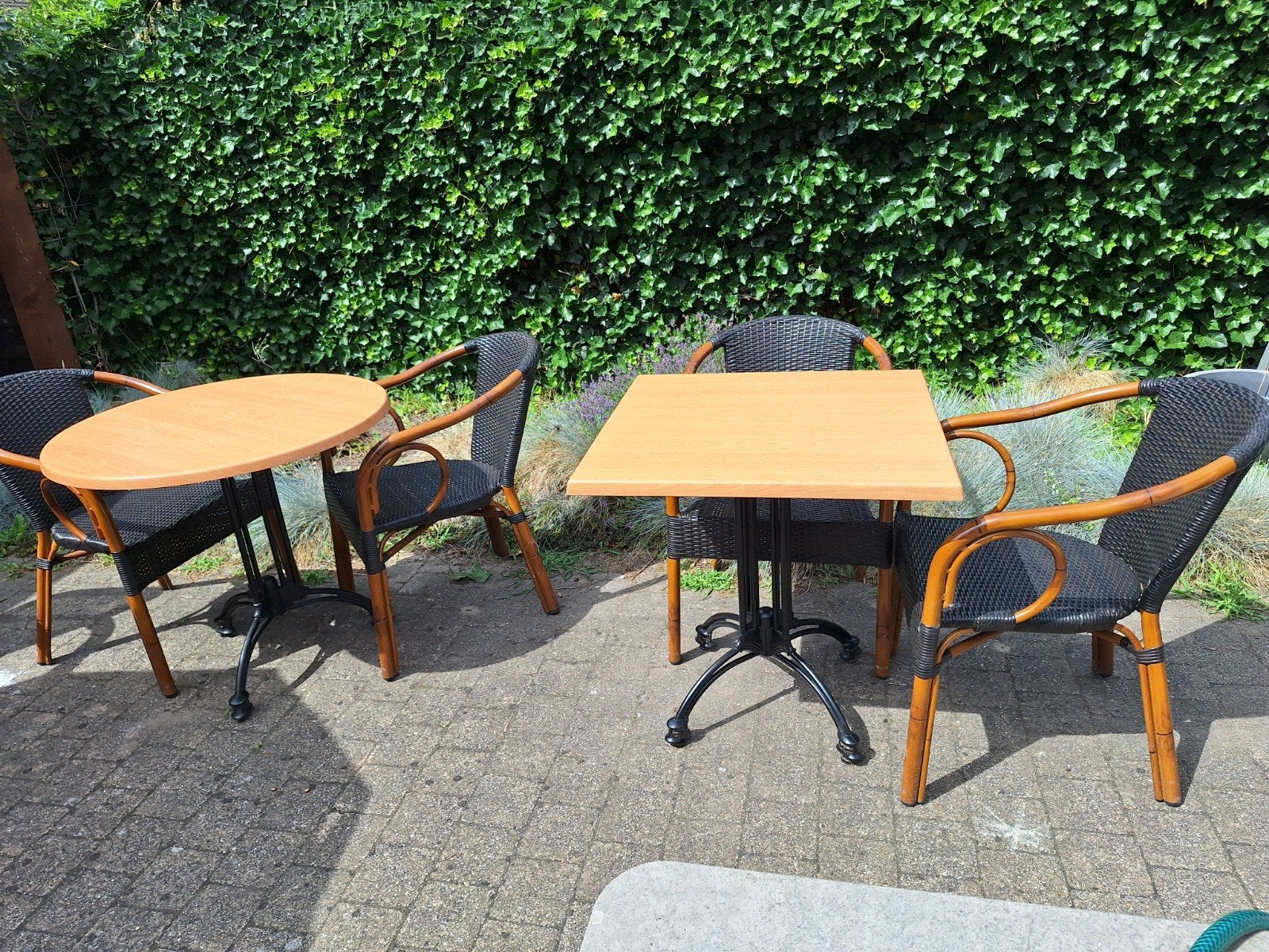 Compleet Horeca Terras: 34 Stoelen en 8 Tafels, Ophalen, Meer dan 8 zitplaatsen, Aluminium, Zo goed als nieuw