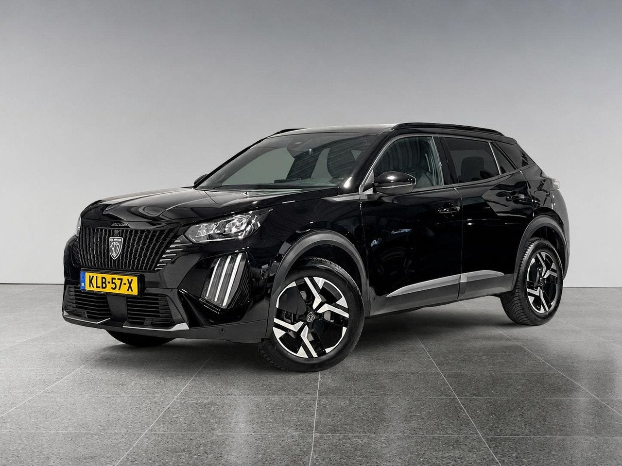 Peugeot 2008 Allure Pack 1.2 Hybrid 145pk e-DCS6 | DODEHOEKB, Automaat, Gebruikt, 1199 cc, Bedrijf