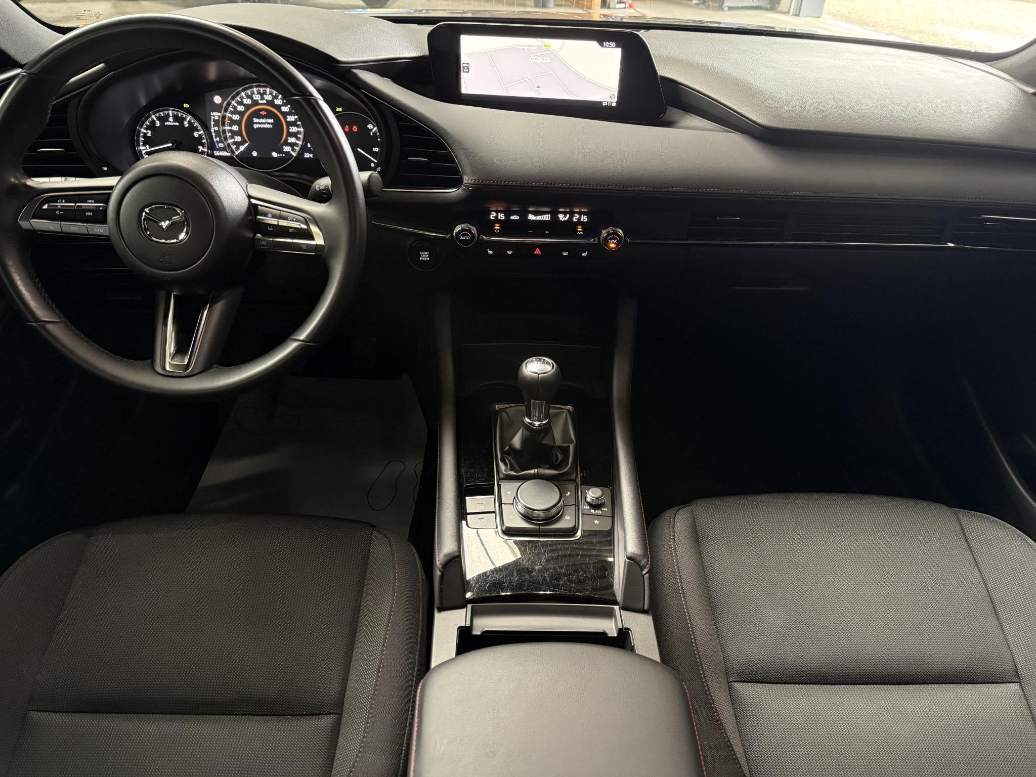 Mazda 3 2.0 e-SkyActiv-G M Hybrid 122 Homura | CARPLAY | CAM, Auto's, Mazda, Voorwielaandrijving, 1998 cc, Stof, Gebruikt