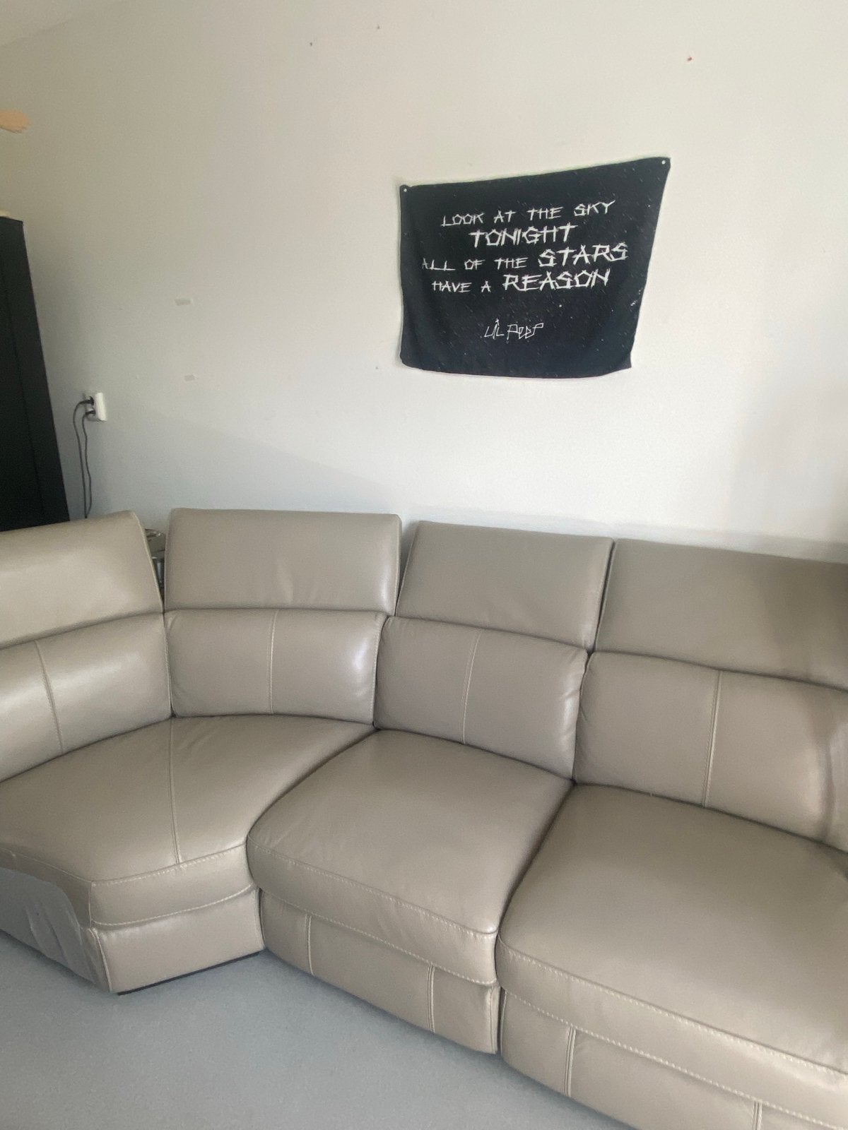 Comfortabele beige leren hoekbank hoekstuk niet aanwezig, Ophalen, 250 tot 300 cm, Gebruikt, 100 tot 125 cm