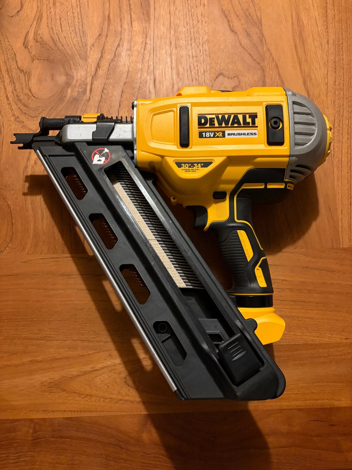 DeWalt DCN692 18V XR Brushless Spijkerpistool