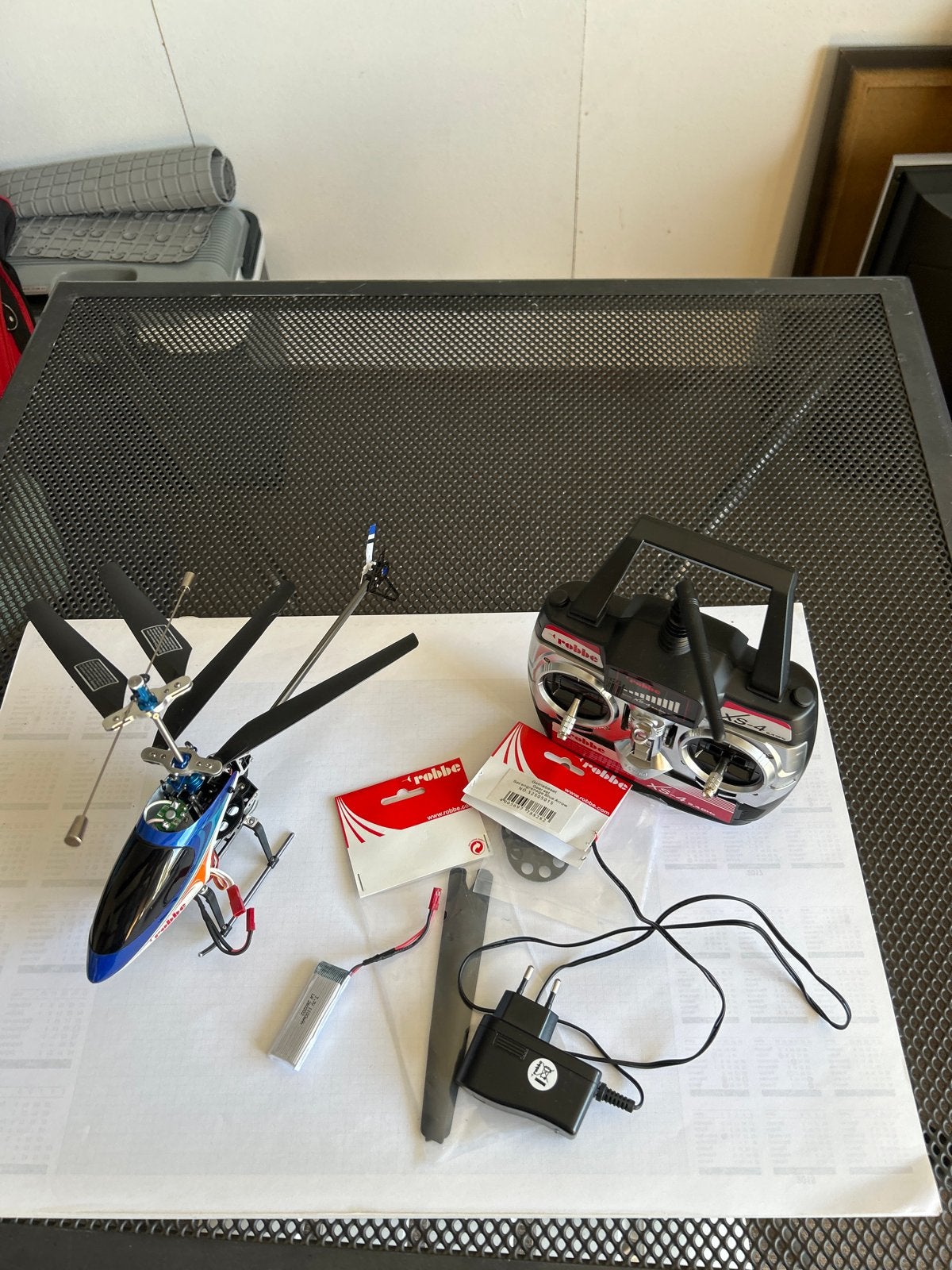 Robbe Blue Arrow Co-Axial 2.4 GHz Helikopter met afstandsbed, Elektro, Gebruikt, RTF (Ready to Fly), Helikopter