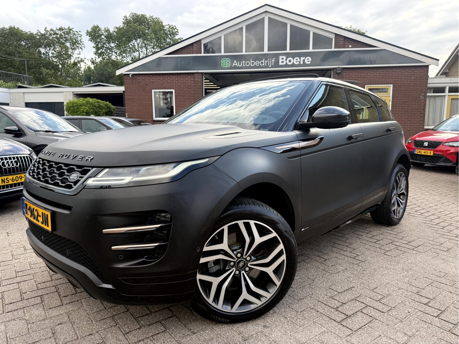 Land Rover Range Rover Evoque 1.5 P300e AWD R-Dynamic HSE NL, Auto's, Land Rover, 160 pk, Bedrijf, Vierwielaandrijving, Hybride Elektrisch/Benzine