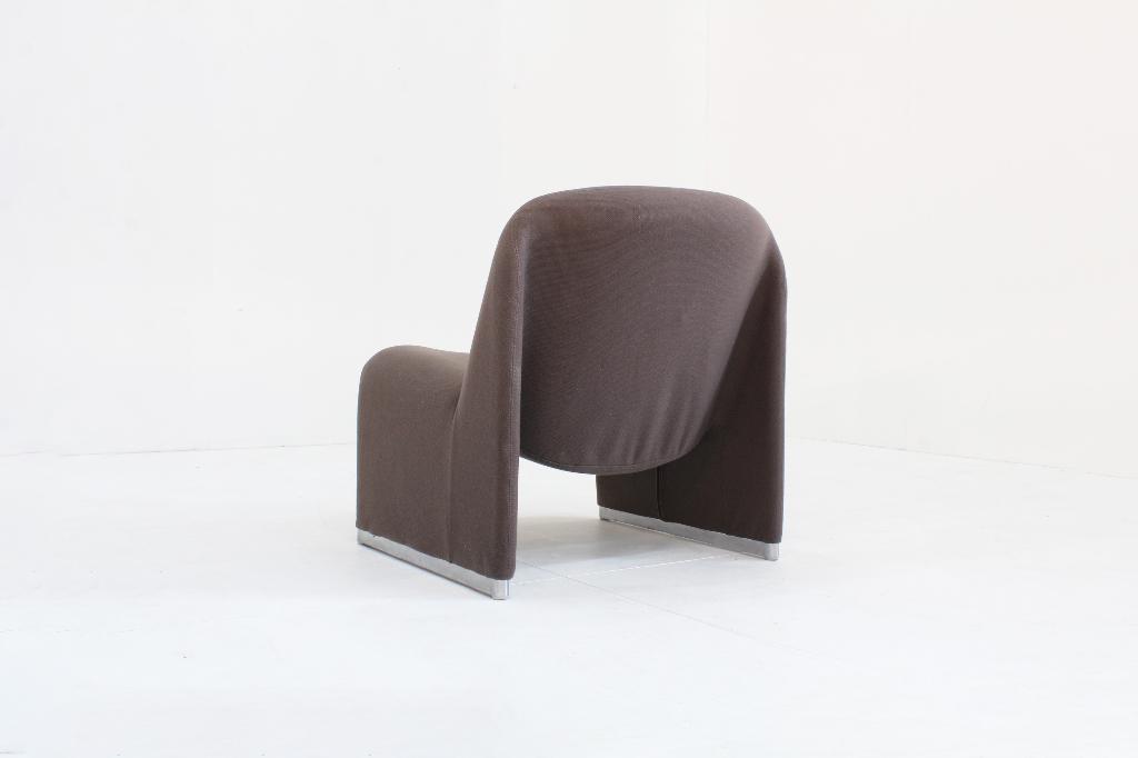 Artifort Alky armchair by Giancarlo Piretti, Vintage, design, 75 tot 100 cm, Ophalen of Verzenden, Zo goed als nieuw