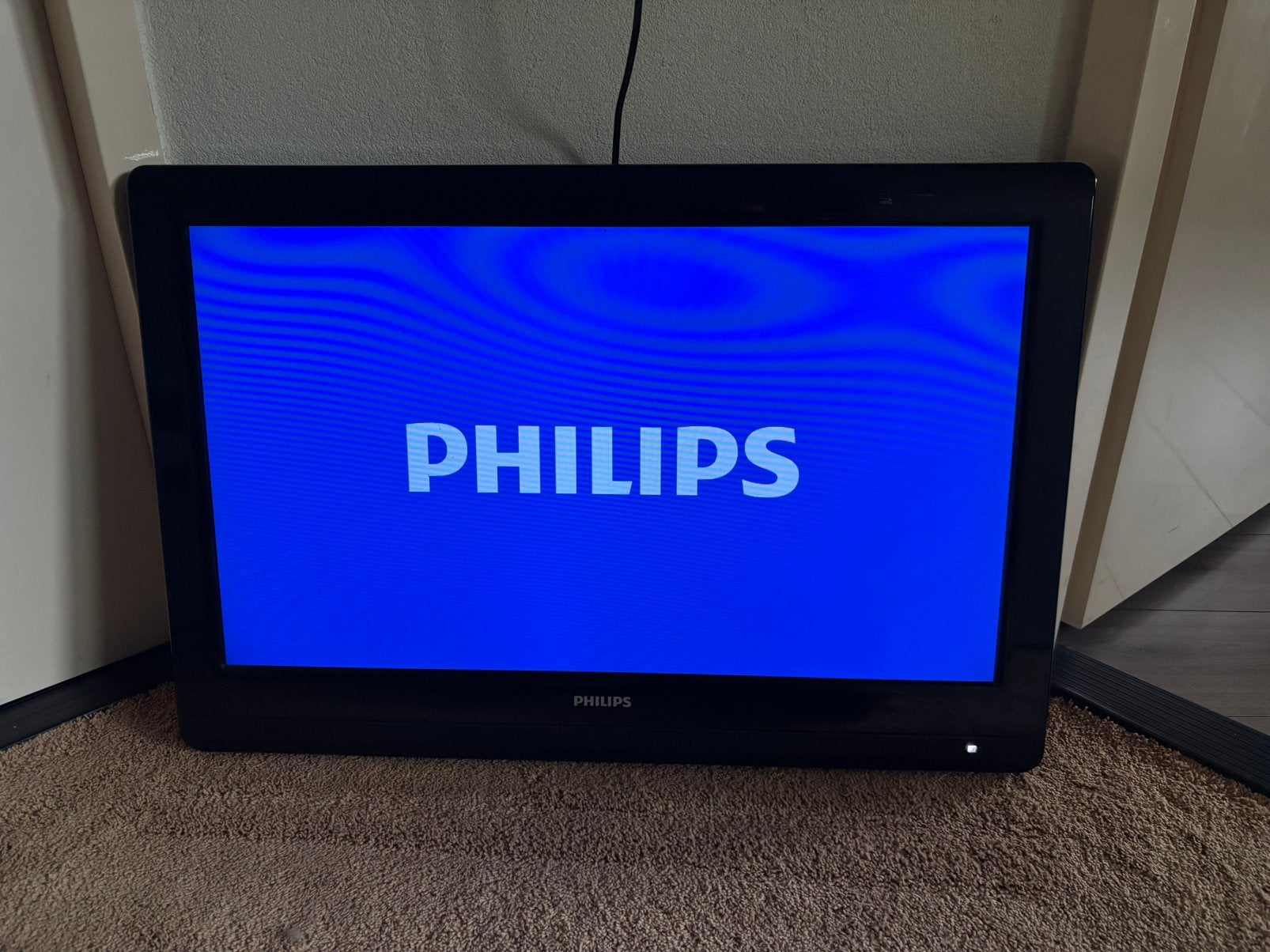 32” Flat screen TV Philips 32” inch kleuren televisie, Ophalen, Zo goed als nieuw, 50 Hz, Philips