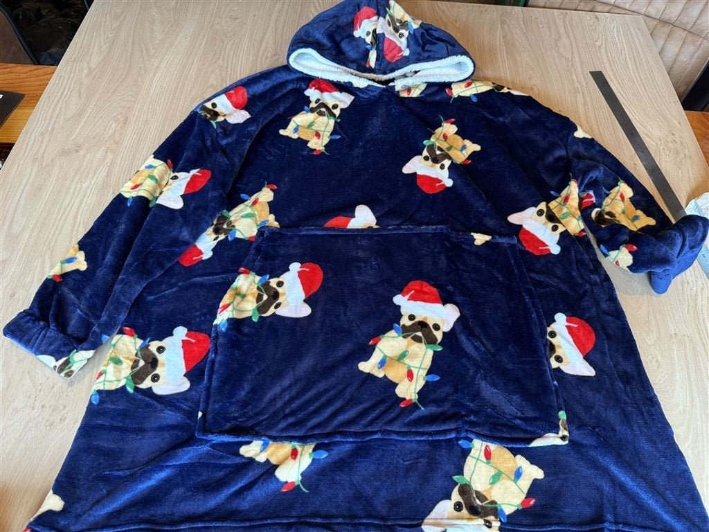One size kerst fleece trui - Frenchie snuggle trui, Kleding | Dames, Truien en Vesten, Nieuw, Maat 38/40 (M), Verzenden