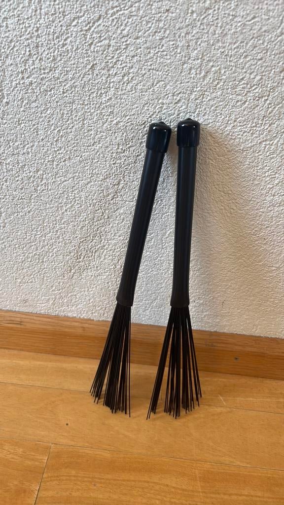set drum brushes / voor cajon, drumstel en percussie, Muziek en Instrumenten, Percussie, Zo goed als nieuw, Overige soorten, Ophalen of Verzenden
