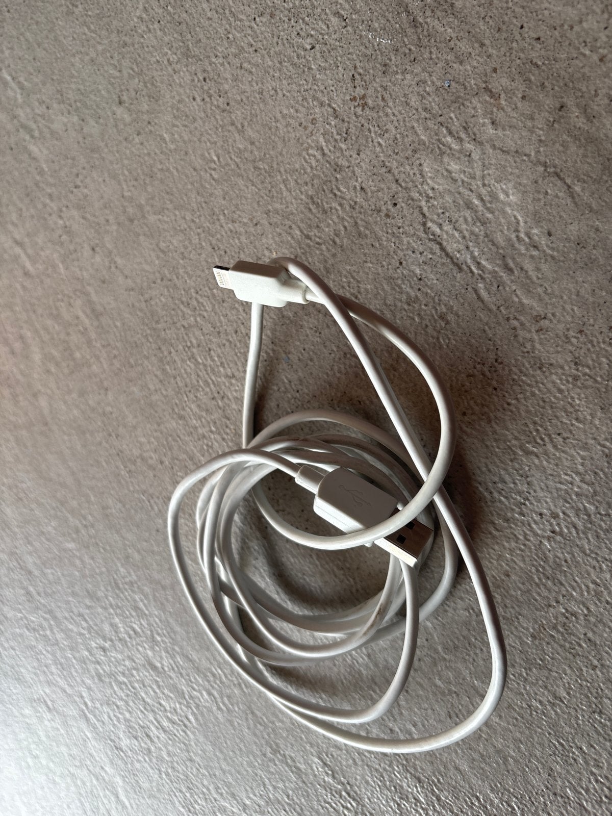 Apple Lightning naar USB-kabel (1 meter), Ophalen of Verzenden, Gebruikt, Snoer of kabel