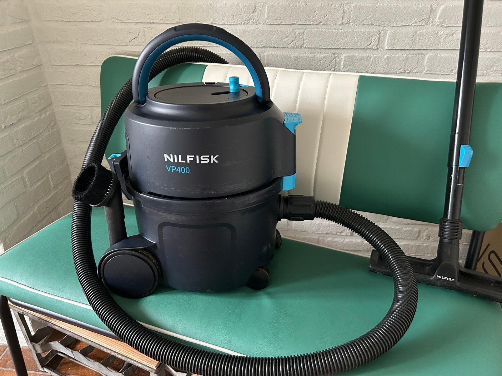 Stofzuiger Nilfisk VP400 HEPA XT, Ophalen, Zo goed als nieuw