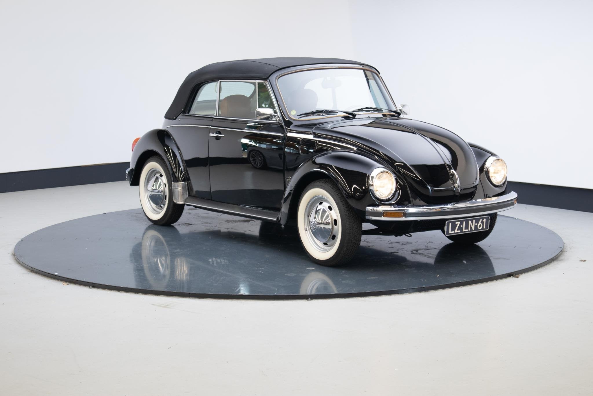 Volkswagen Kever Cabriolet 1303 LS | Gereviseerde motor | Ni, Gebruikt, Beetle (Kever), 4 cilinders, Cabriolet