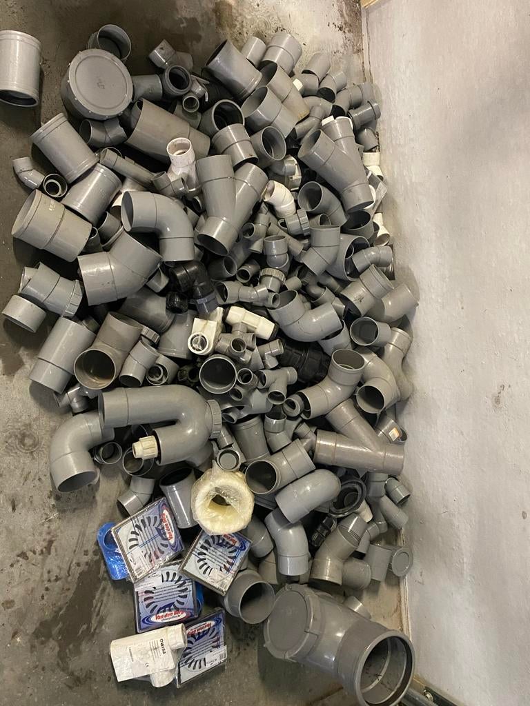 Honderden nieuwe PVC hulpstukken in diverse maten, Ophalen of Verzenden, Nieuw, Pvc, Overige typen