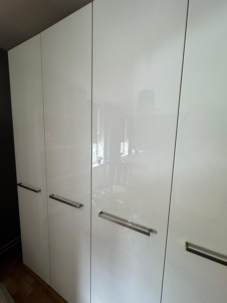 IKEA PAX kledingkast met hoogglans deuren, Huis en Inrichting, Ophalen, Gebruikt, 200 cm of meer, 200 cm of meer