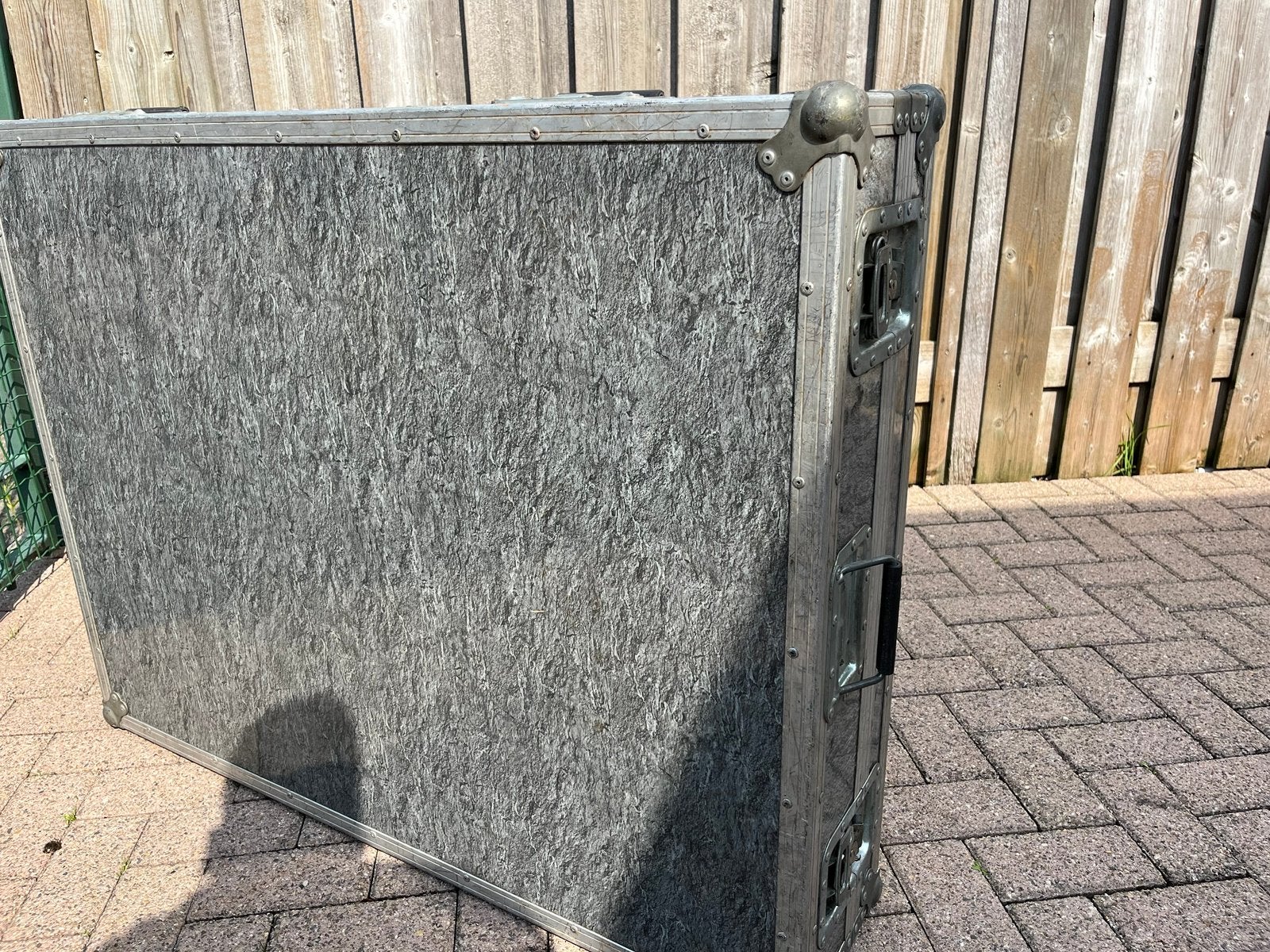 Ruime grote Flight cases, Ophalen