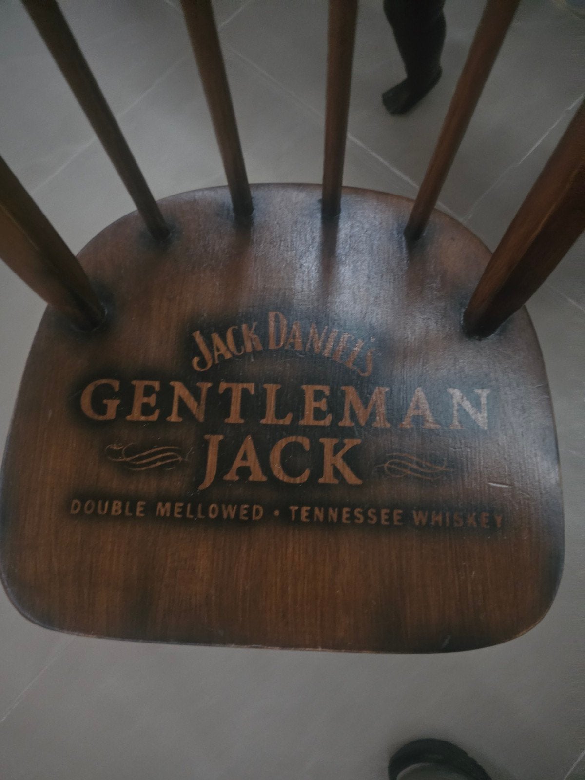 Jack Daniel's Gentleman Jack houten stoel, Bruin, Ophalen of Verzenden, Zo goed als nieuw, Whiskey memorabilia, Klassiek, Rustiek