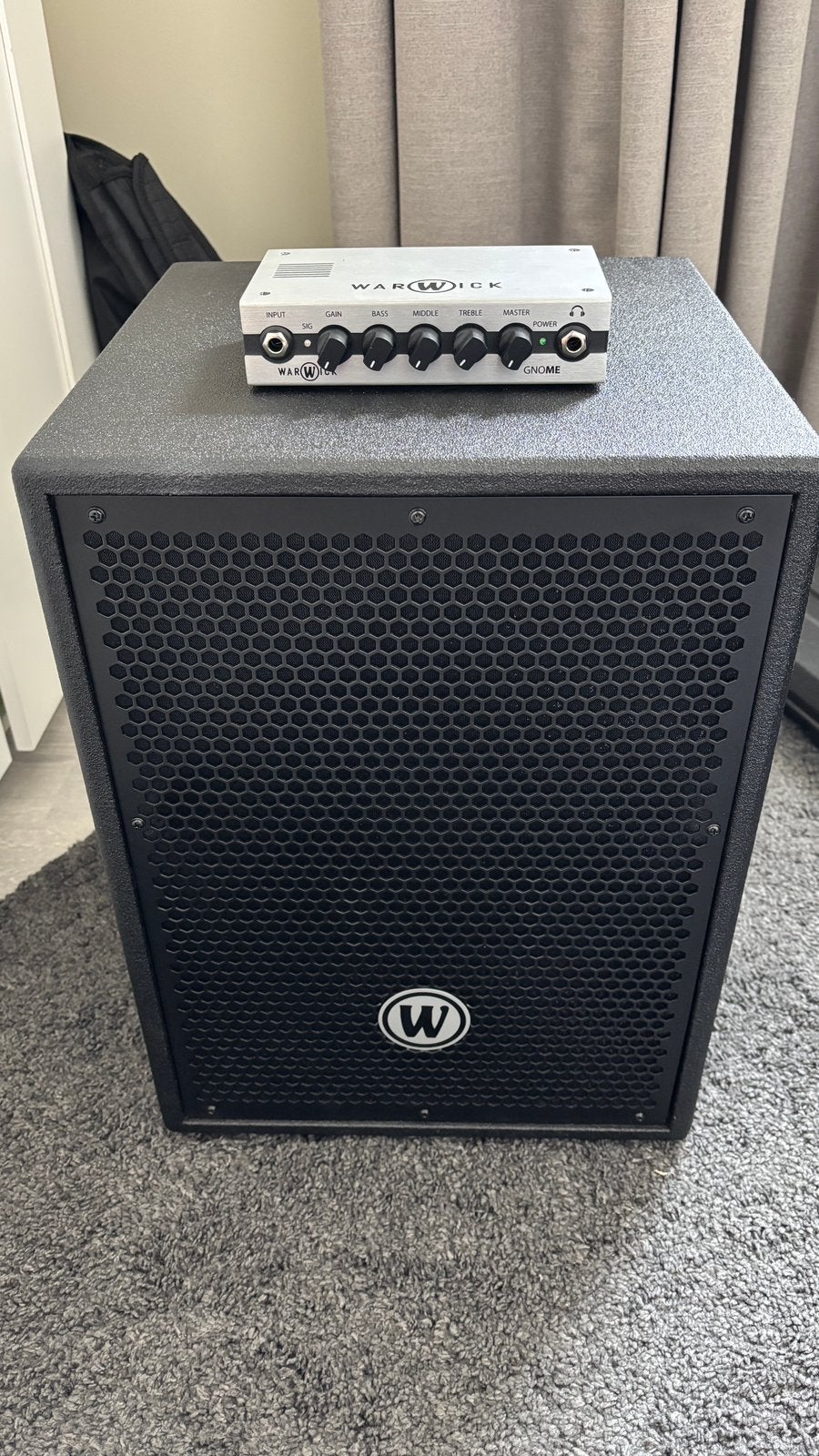 Warwick Gnome Bass Versterker met 1x12 Cab, Ophalen of Verzenden, Zo goed als nieuw, Basgitaar, 100 watt of meer