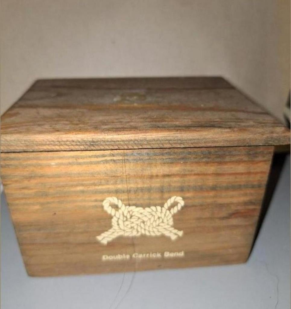 Houten doosje met touw-motief en 'Double Carrick Bend', Minder dan 50 cm, Minder dan 50 cm, Ophalen of Verzenden, Zo goed als nieuw