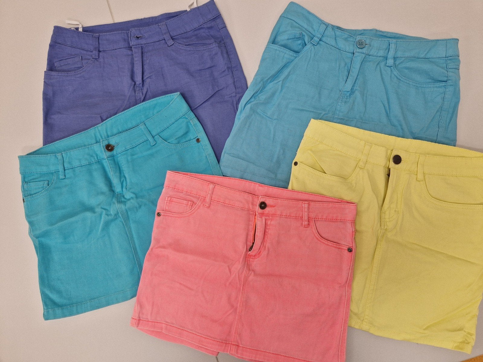 5 Nieuwe rokken Hema maat S !
1 lila
2 blauw
1 geel
1 roze
N, Kleding | Dames, Meerkleurig, Nieuw, Ophalen of Verzenden, Maat 36 (S)