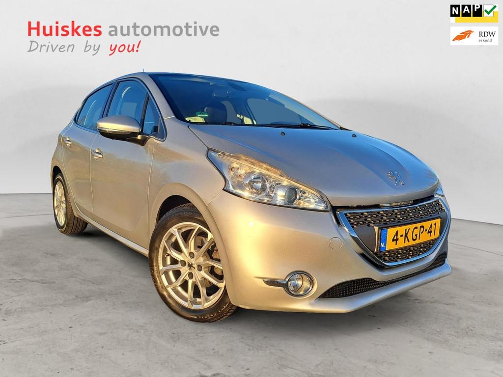 Peugeot 208 1.6 VTi Allure Automaat/pdc/navi/cruise/climate, Auto's, Euro 5, Gebruikt, Zwart, Parkeersensor