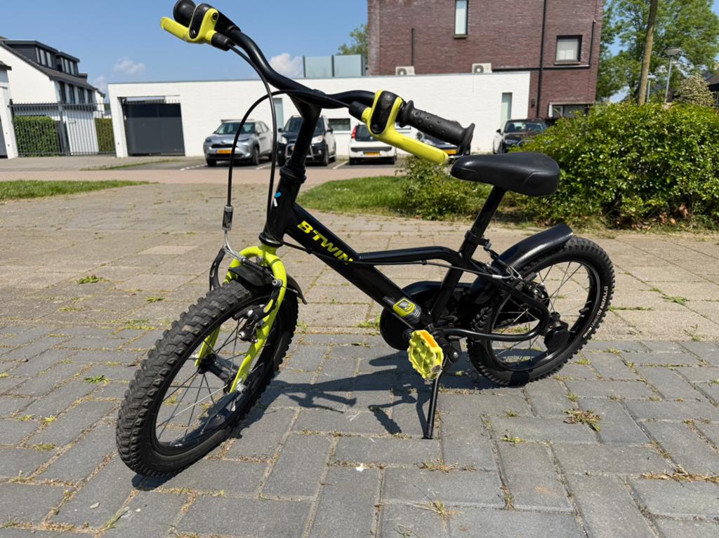 BTWIN fiets met 16inch wielen Z.G.A.N, Fietsen en Brommers, Ophalen, Zo goed als nieuw, Staal, 16 tot 20 inch
