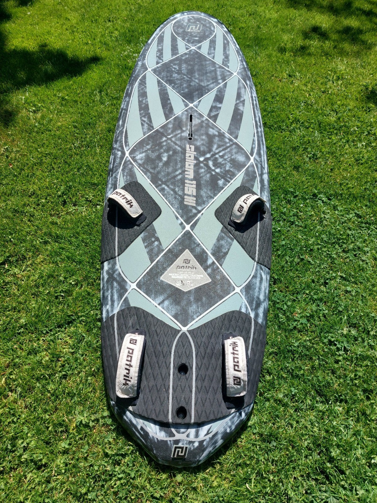 Patrik Slalom 115 III Windsurfboard, Watersport en Boten, Windsurfen, Ophalen, Met voetbanden, Gebruikt, Minder dan 250 cm