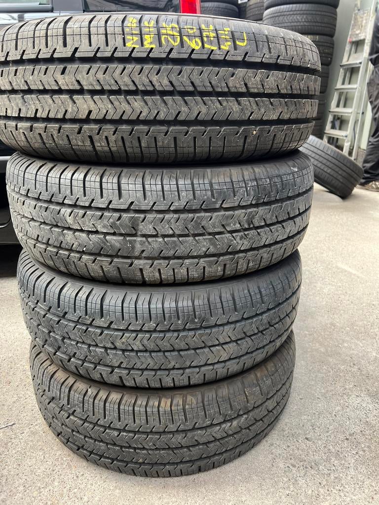 Michelin Agilis Bus Banden(nieuwe) 215/60/17C(102/104H), Ophalen, Nieuw, 17 inch, Band(en)