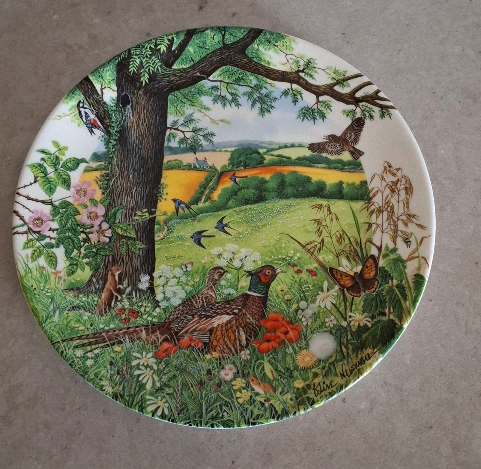 Wedgwood wandbord Meadows and Wheatfields, Ophalen of Verzenden