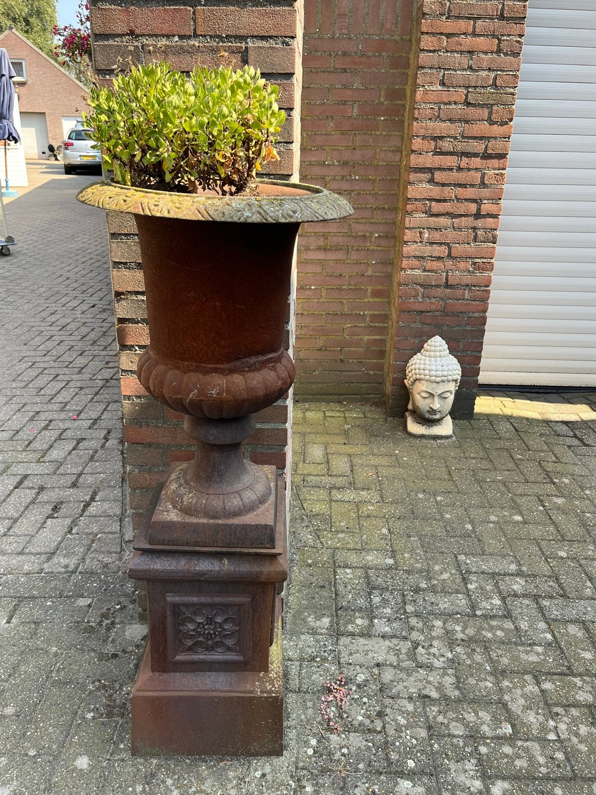 Gietijzeren tuinvaas met sokkel - Klassiek en robuust, Ophalen