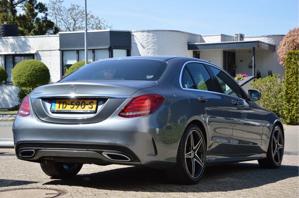 Mercedes-Benz C-Klasse 220 D AMG-LINE | NAVI | CAMERA | TREK, Automaat, Achterwielaandrijving, 4 cilinders, Leder en Stof