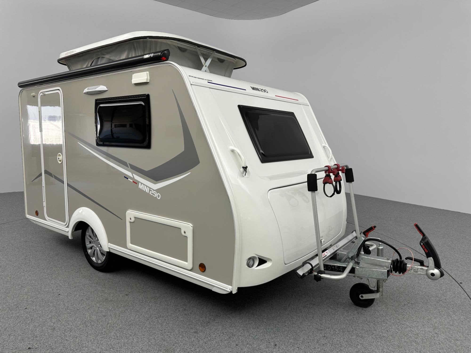 Trigano Mini Freestyle 290 Cassetteluifel Fietsendrager, Caravans en Kamperen, Caravans, Overige merken, Koelkast, Tot en met 2