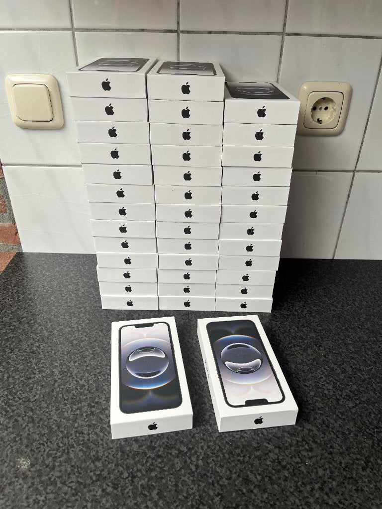 40 LEGE !! nieuwe Iphone 16e doosjes ., Ophalen of Verzenden, Nieuw, Zwart, 128 GB