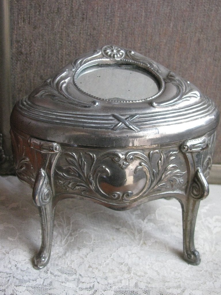 Brocante Oude Sieradendoos op Pootjes met Spiegeltje 12.5 cm, Verzenden