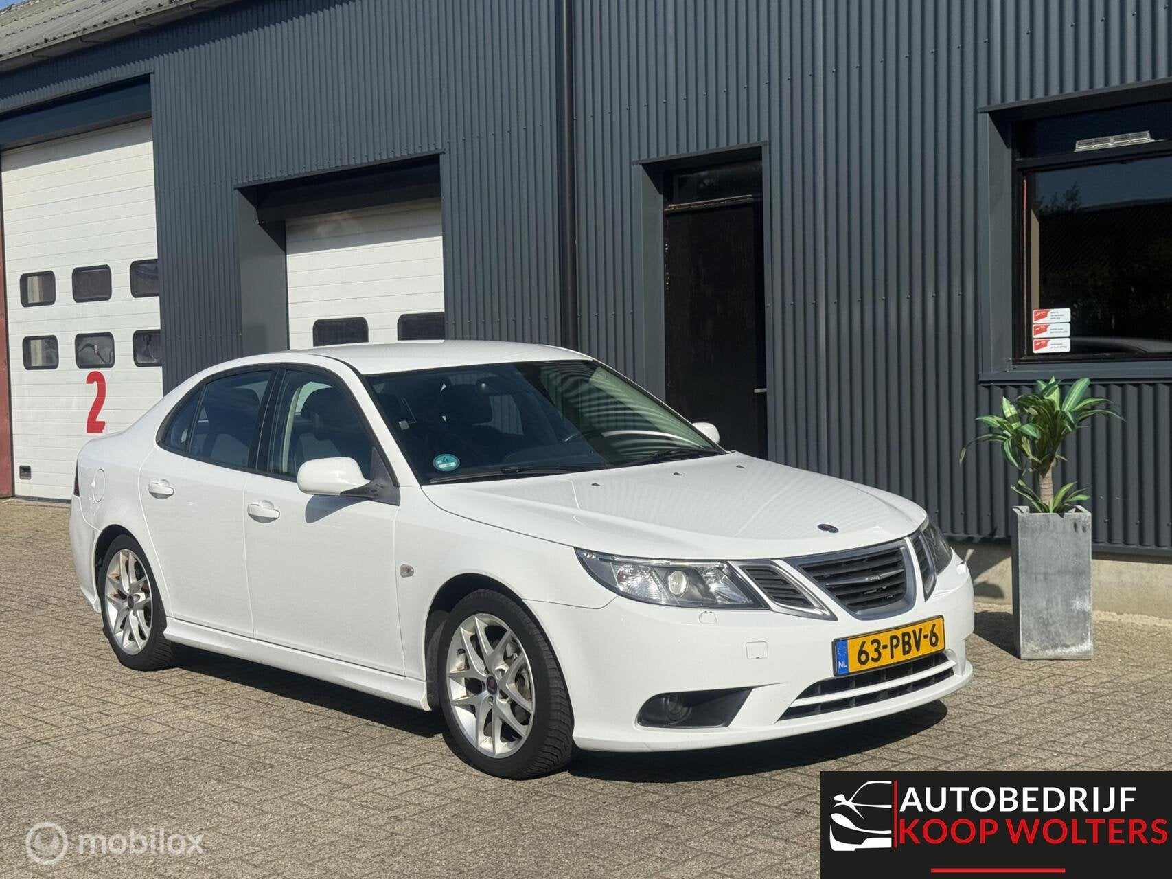 Saab 9-3 Sport Sedan 2.0t Norden, Auto's, Gebruikt, 4 cilinders, Wit, Origineel Nederlands