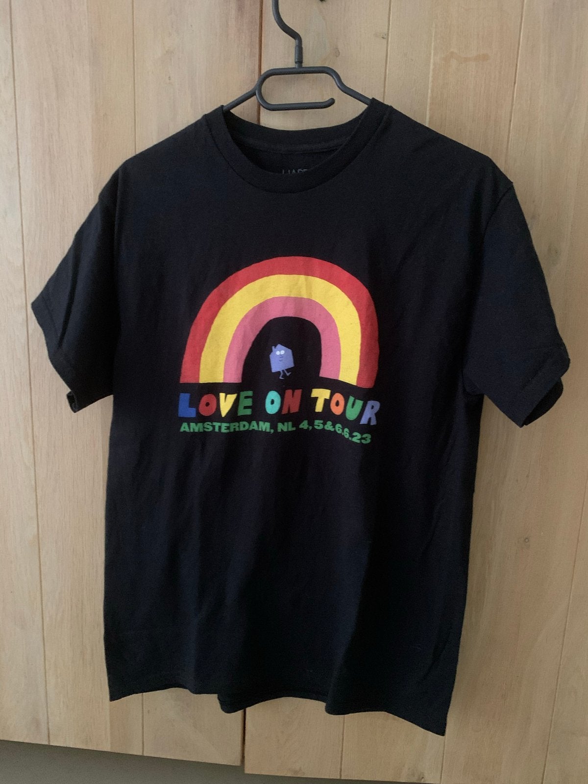 Harry Styles Love On Tour Amsterdam T-shirt Maat S, Zwart, Ophalen of Verzenden, Zo goed als nieuw, Korte mouw