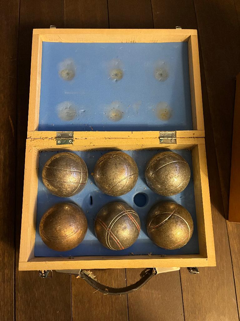 Jeu de boule, Ophalen, Gebruikt