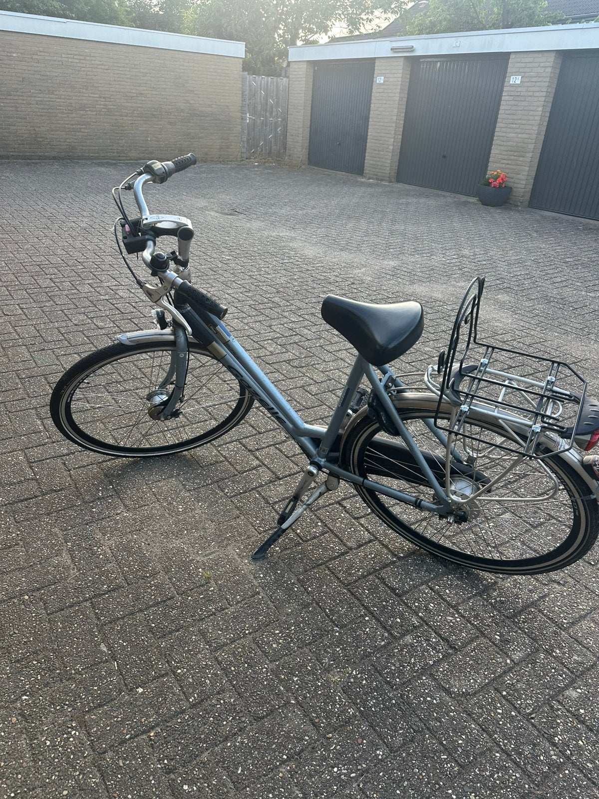 Gazelle damesfiets, Ophalen, Zo goed als nieuw, Gazelle