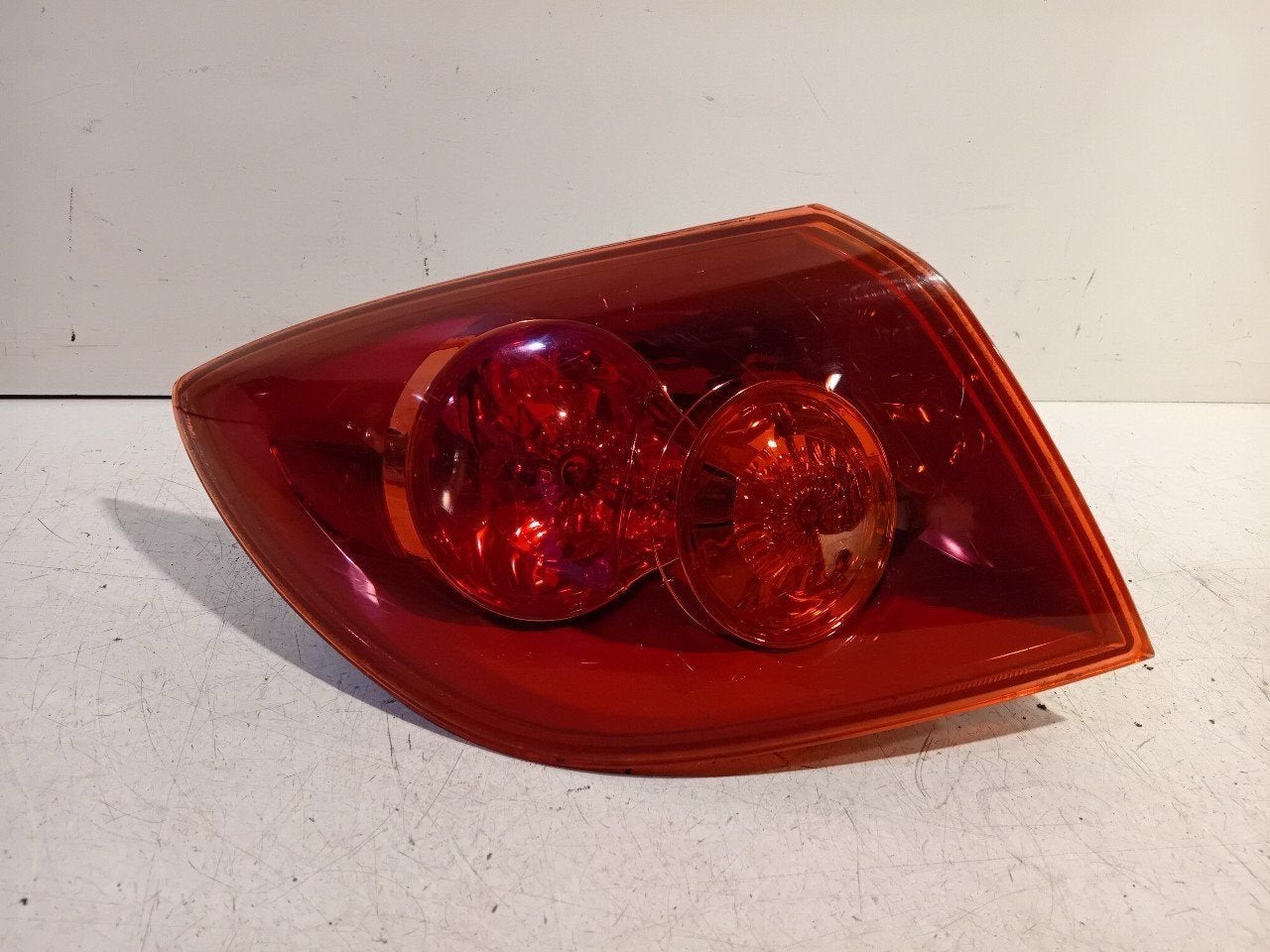 Achterlicht links buiten Mazda 3, Auto-onderdelen, Verlichting, Onderdelen@venauto.nl, Van der Ven Autorecycling B.V., Gebruikt