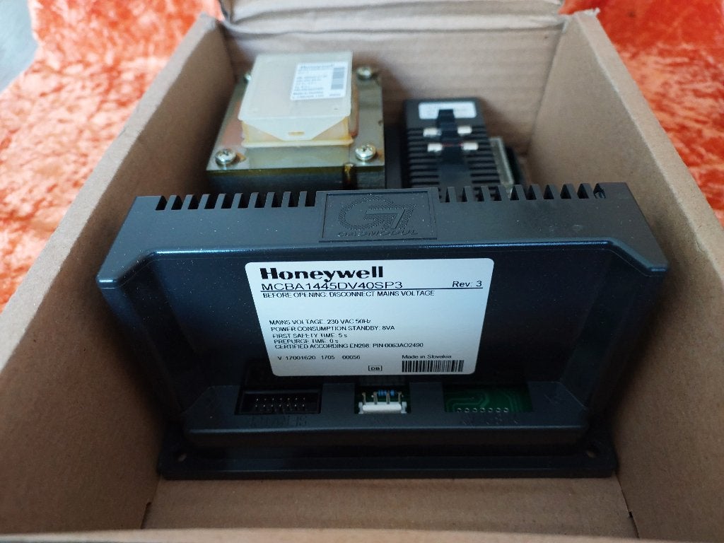 IN DOOS VAILLANT BRANDERAUTOMAAT MCBA1445DV40SP3 VHR 24-28, 30 tot 80 cm, Hoog rendement (Hr), Cv-ketel of Combi-ketel, Nieuw