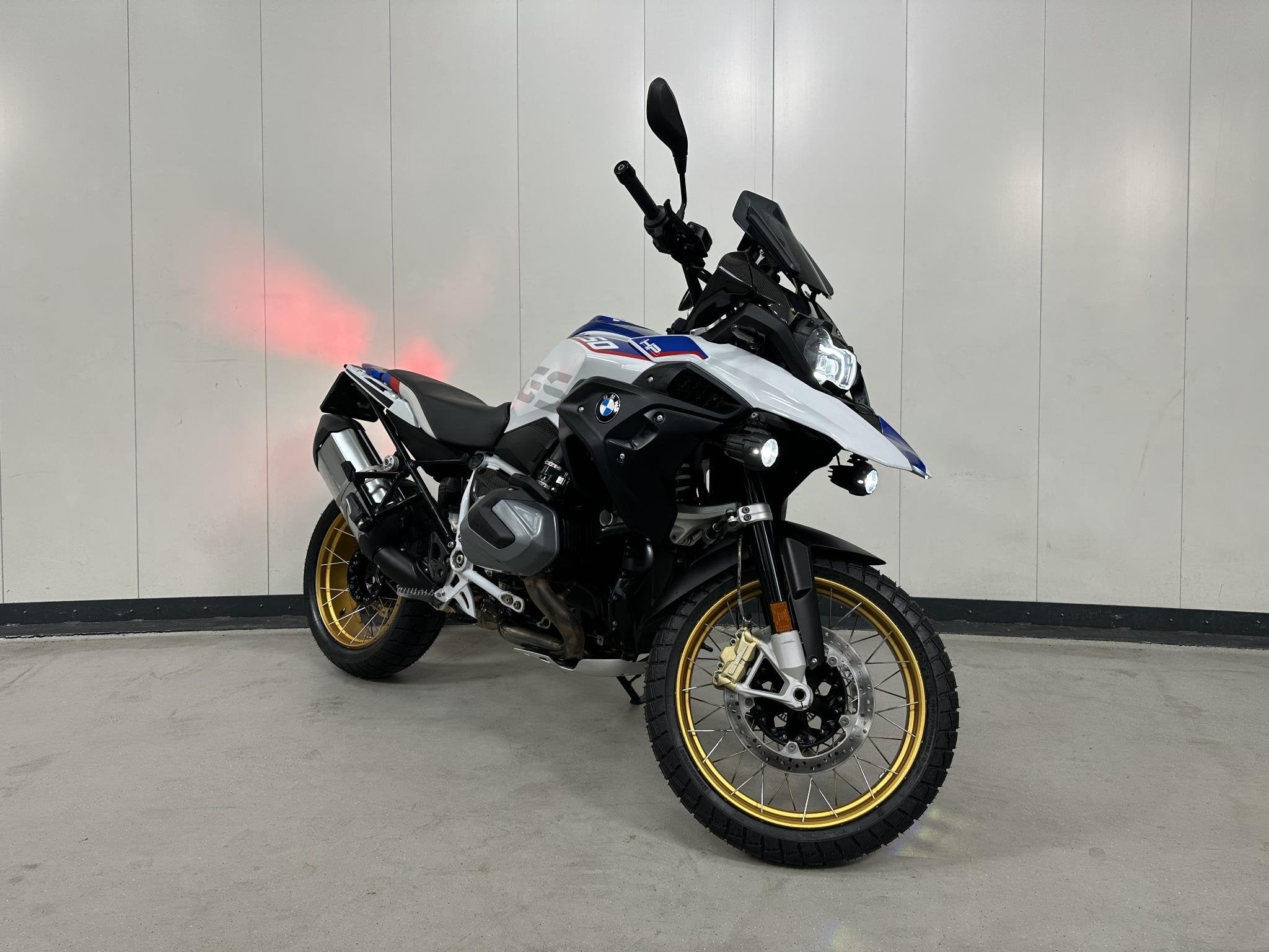BMW R 1250 GS HP *CARBON*COMF.TOUR.DYN*R1250GS*, Einsteinlaan 5
2289 CC  Rijswijk, NL, 1254 cc, Traction Control, Meer dan 35 kW