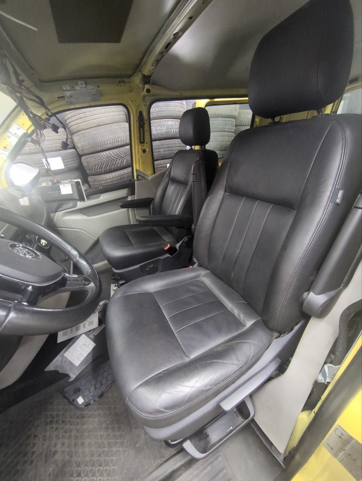 VW Transporter T6 Leren Voorstoelen met stoelverwarming, Auto-onderdelen, Interieur en Bekleding, Ophalen, Gebruikt, Volkswagen