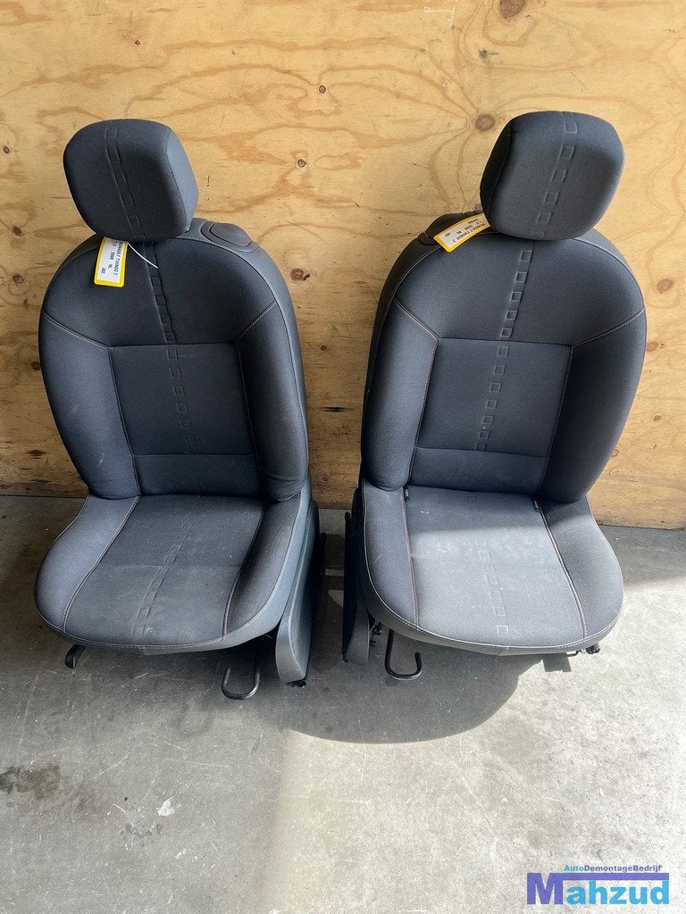 RENAULT TWINGO 2 compleet interieur 2007-2013, Auto-onderdelen, Renault Group, Gebruikt, Contact.group@renault.com, Renault