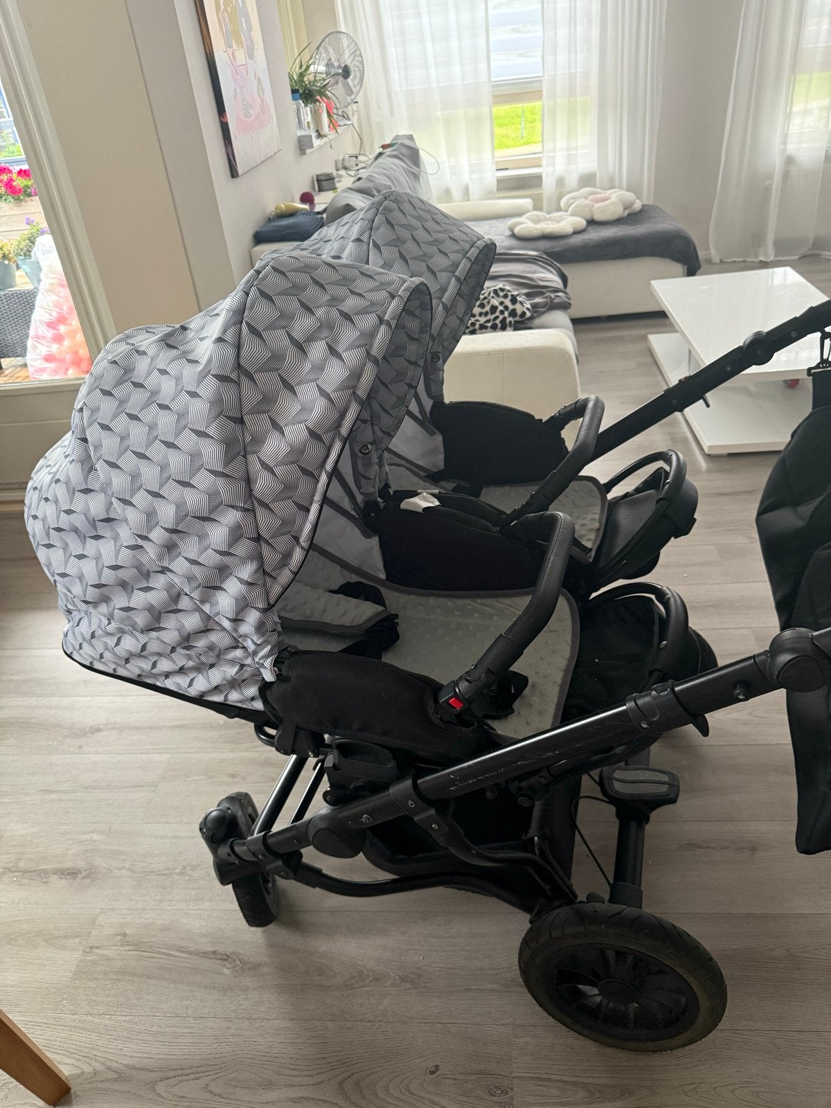 Tweelingwagen met reiswiegen - Zo goed als nieuw, Duowagen, Zo goed als nieuw, Combiwagen, Ophalen