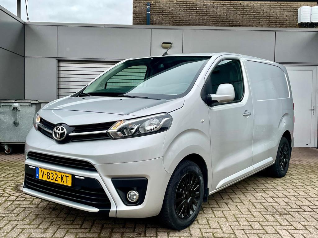 Toyota PROACE Compact 2.0 D-4D Professional Navi eerste eige, Voorwielaandrijving, Gebruikt, 4 cilinders, 122 pk