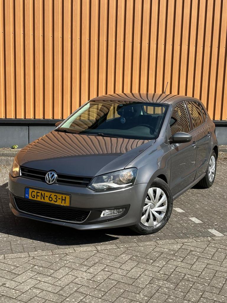Volkswagen Polo 1.4 TSI DSG AUTOMAAT NIEUWE APK CRUISE GRIJS, Auto's, Volkswagen, Stof, Zwart, 4 cilinders, Particulier