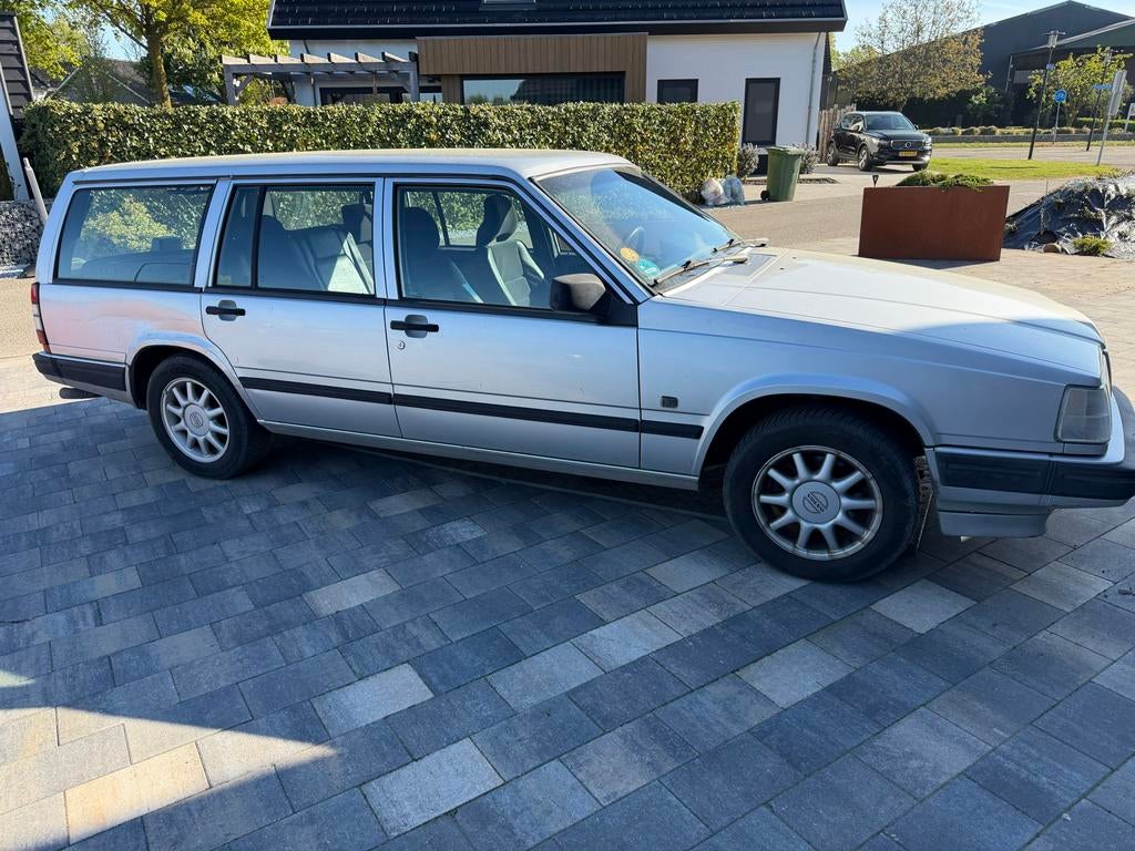 Volvo 940 2.3 IC 1997 Grijs, Auto's, Volvo, 4 cilinders, Origineel Nederlands, Handgeschakeld, Particulier
