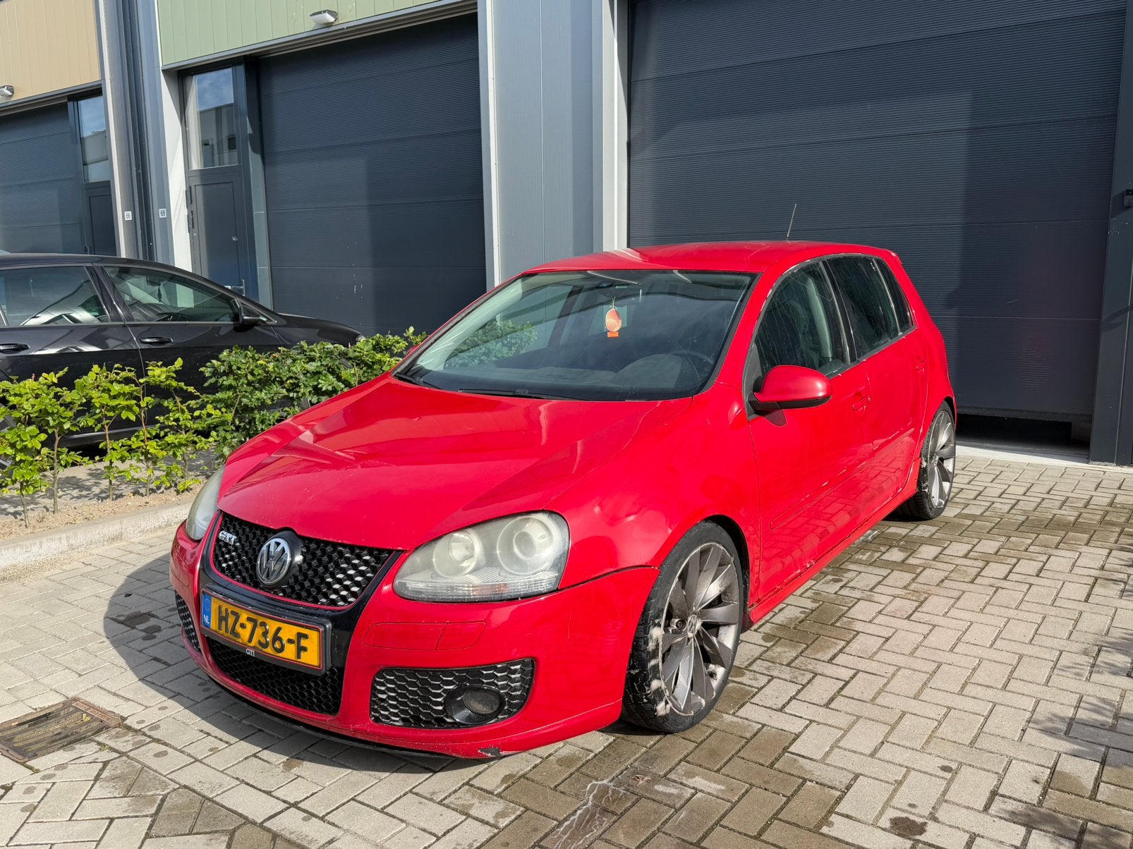 Volkswagen Golf 5 GTI AUT DSG 2005 Rood nw motor, Auto's, Volkswagen, Stof, 4 cilinders, 1984 cc, Grijs