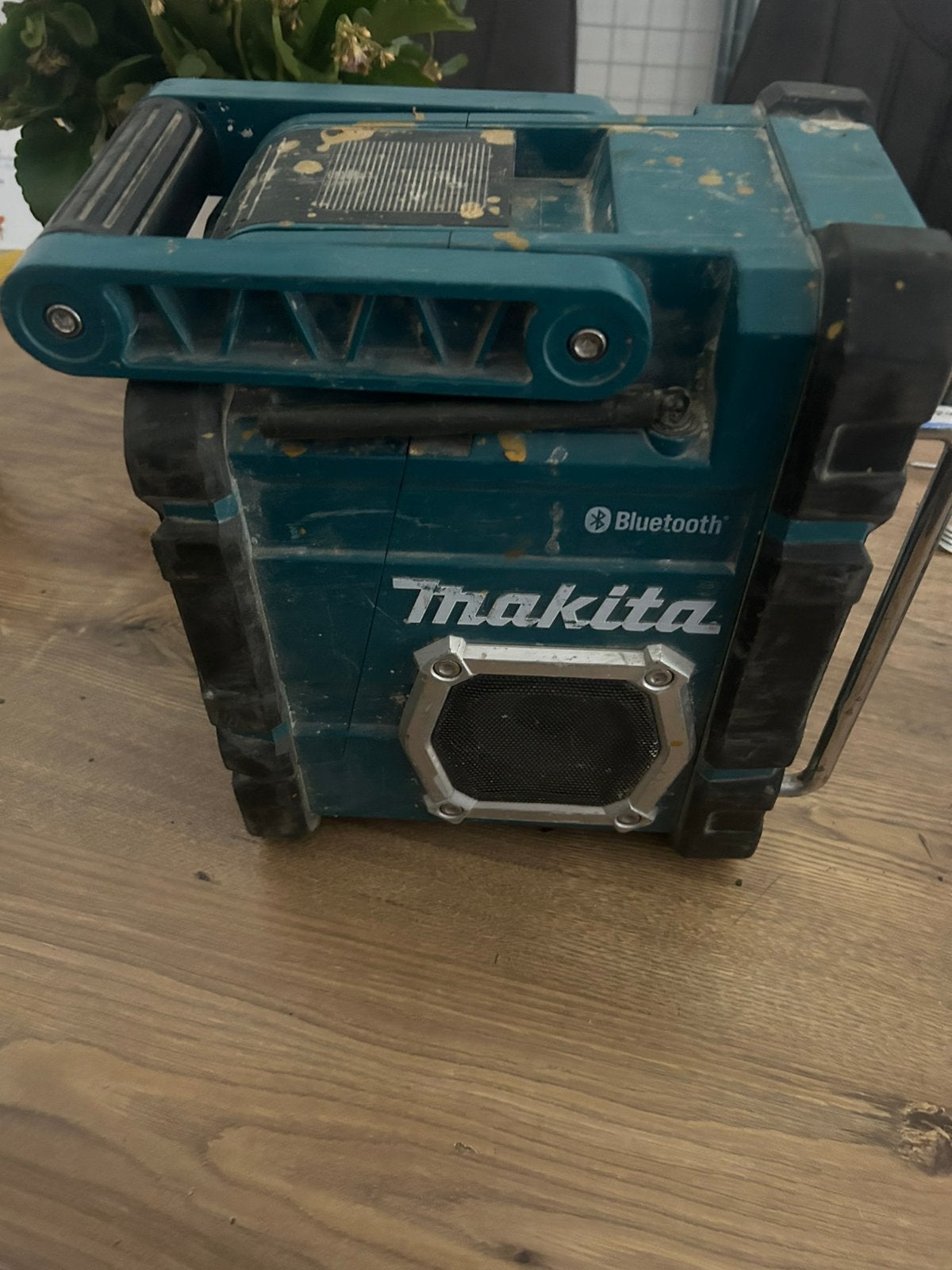 Makita bouwradio, Ophalen, Zo goed als nieuw